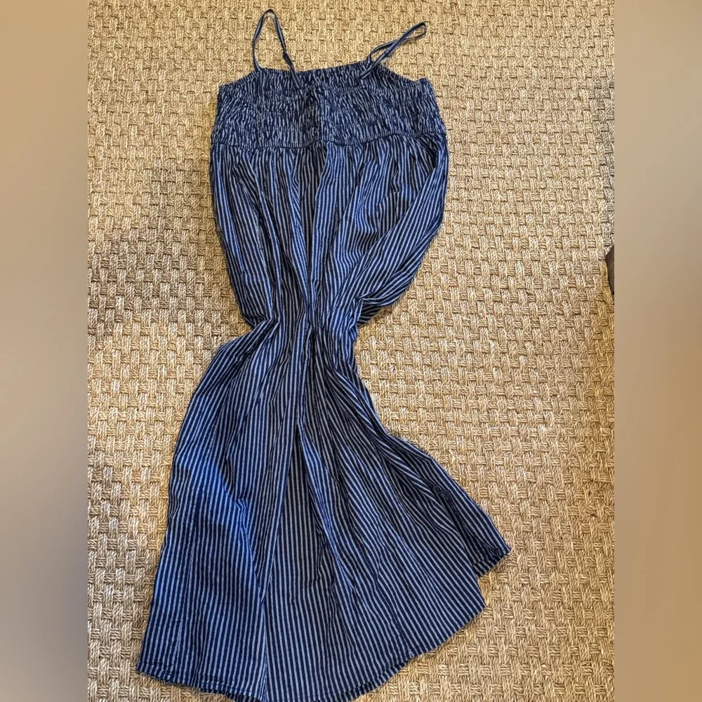 Elegant Navy Striped Women's Dress - Picture 4 of 9